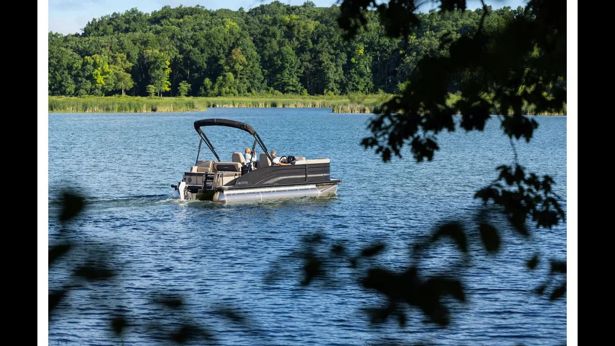 Cruiser e-210 by Harris - Pontoon